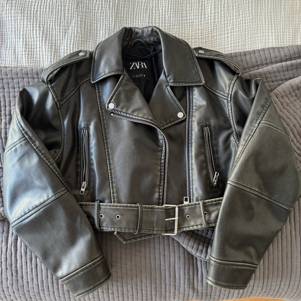 Zara cropped leather biker jacket